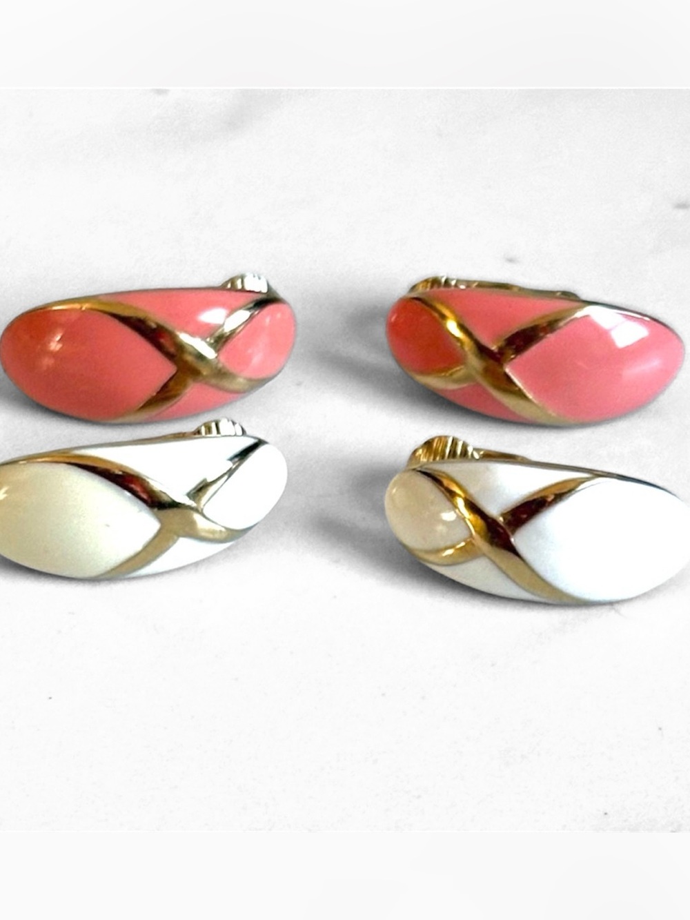 Vintage Avon 1987 Enamel Clip Earrings Coral & White Set Gold Plated
